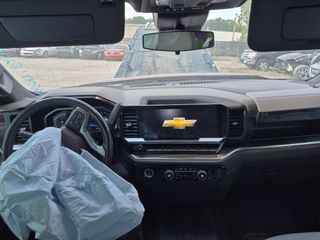 2022 Chevrolet Silverado 1500 LT - Interior Full Dashboard Image